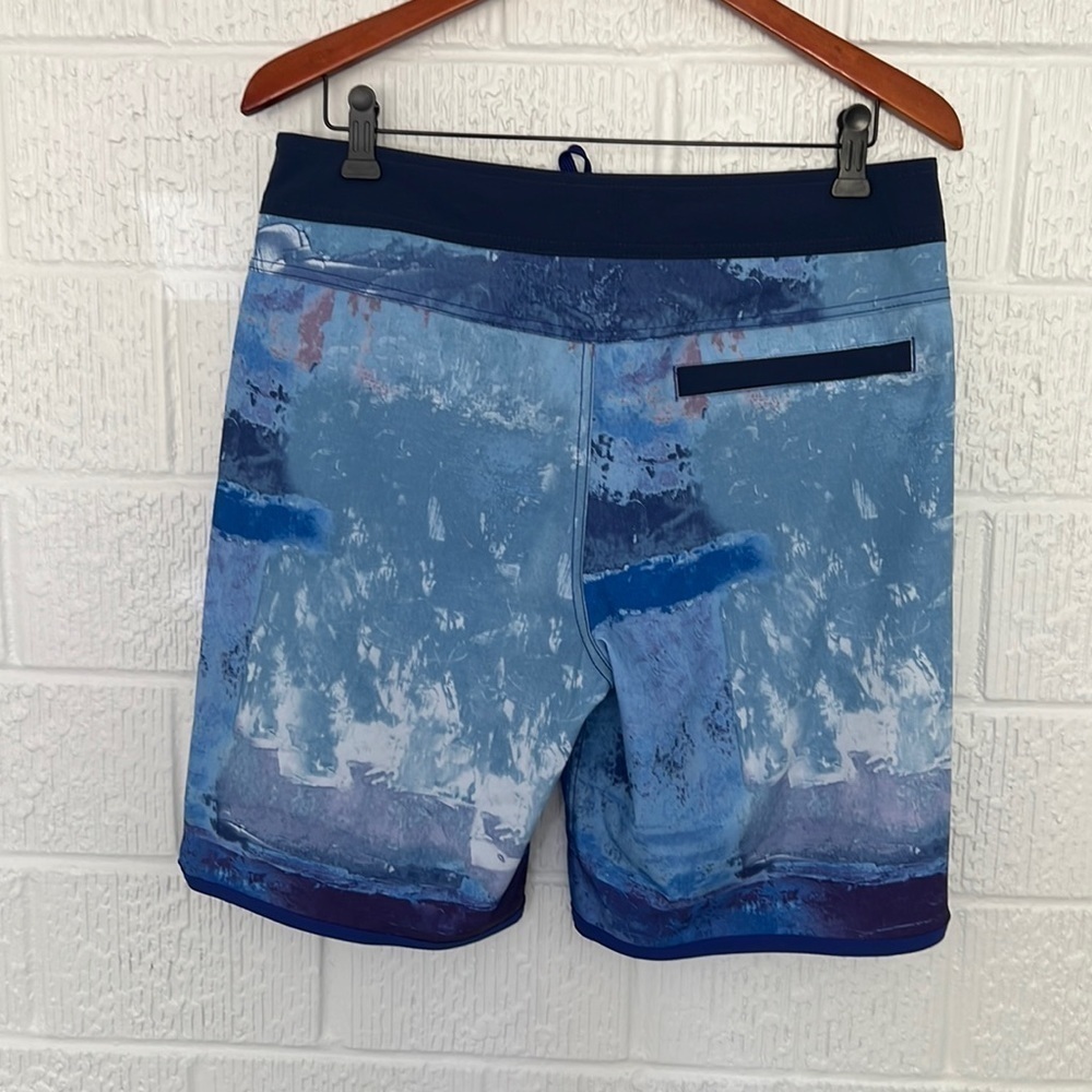 Prana Men’s High Seas BOARDSHORTS - Size 32” waist - Picture 3 of 10